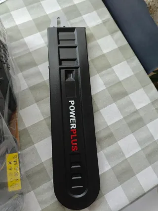 Motosierra Eléctrica Powerplus 2000W