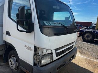 Mitsubishi Canter 2010