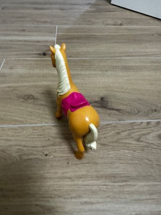 Cavallino Barbie rosa