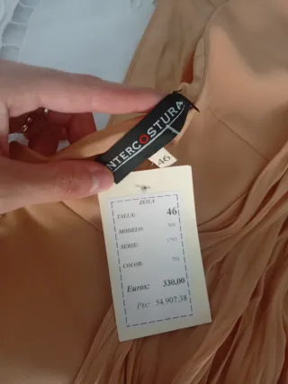 Conjunto falda y top dorado