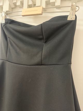 Top/ mini vestido negro