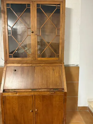 Escritorio antiguo vitrina madera