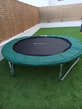 Cama elástica sin red