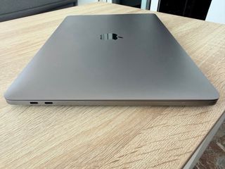 MacBook Pro 13 con Touch Bar