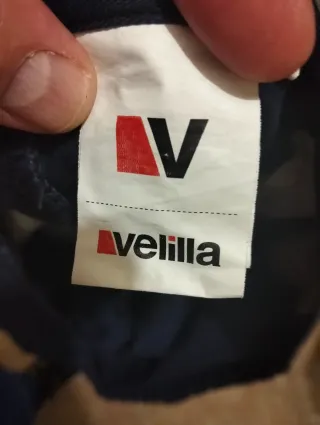 Pantalón de trabajo azul con detalles verdes