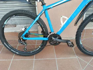 Bicicleta Cube Analog 26