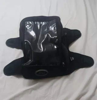 Bolsa de moto Givi negra