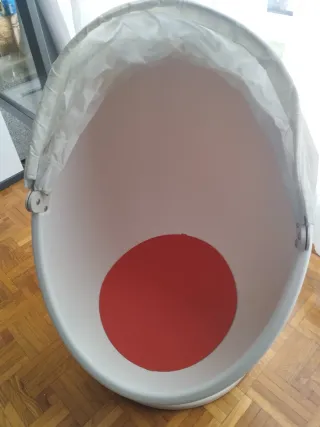 Sillón infantil giratorio blanco