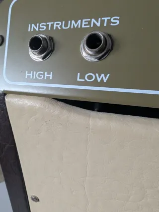 Amplificador Fender Champion 600 Modificado