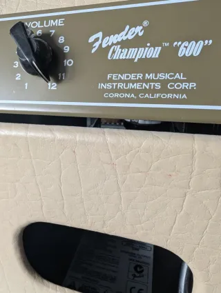 Amplificador Fender Champion 600 Modificado