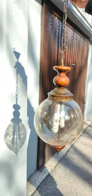 Lampadario vintage vetro metallo legno