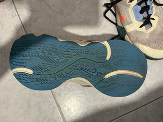 Zapatillas Nike Mujer Beige y Rosa