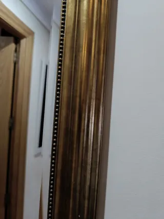 Espejo de pared dorado con marco 140x50 cm