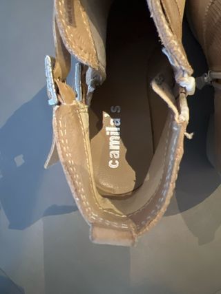 Botín Camila's Piel Natural Hebillas