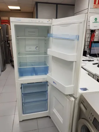 Nevera marca balay combi 170,cm Nofrost