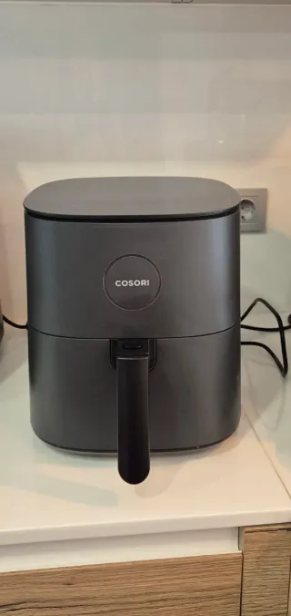Cosori Freidora de Aire 4.7L Duradera