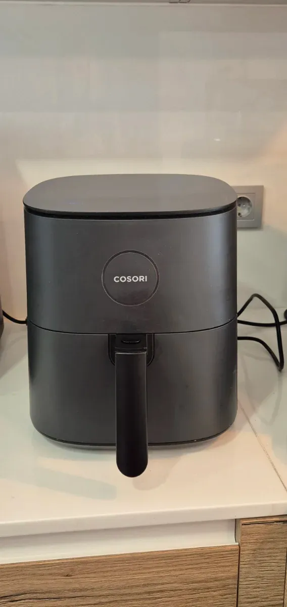 Cosori Freidora de Aire 4.7L Duradera