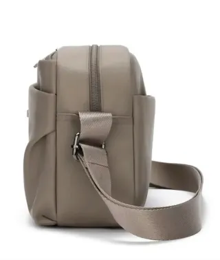 Bandolera impermeable nueva