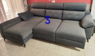 Sofa gris muy grande