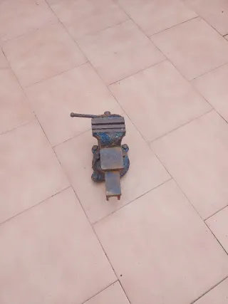 Tornillo de banco industrial