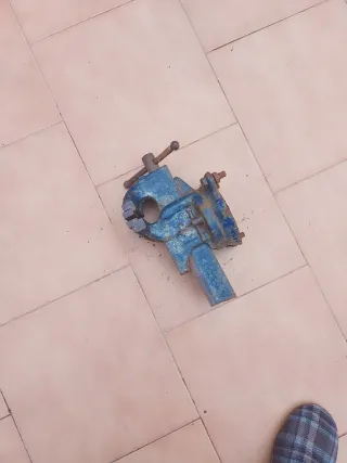 Tornillo de banco industrial