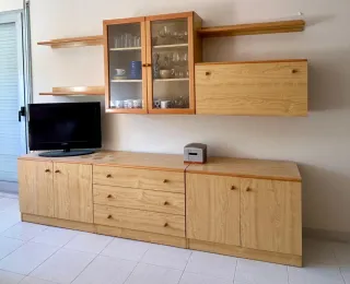 Mueble de salón modular madera y cristal