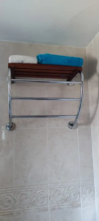 Mueble lavabo, armario y toallero