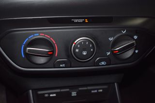 HYUNDAI i20 1.0 TGDI 74kW (100CV) 48V Klass DCT