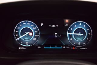 HYUNDAI i20 1.0 TGDI 74kW (100CV) 48V Klass DCT