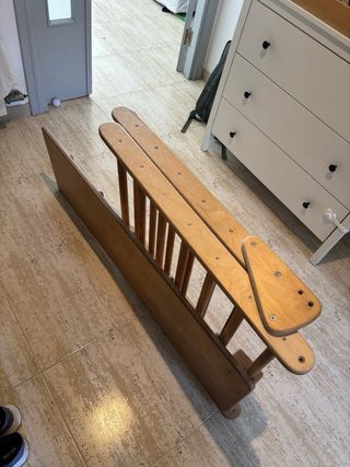 Triangolo Pikler Montessori con scivolo