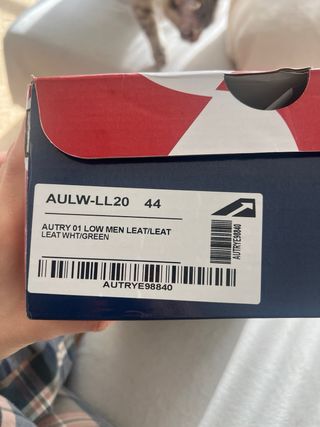 Zapatillas estilo Autry en perfecto estado