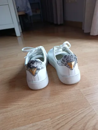 Zapatillas Guess Mujer Blancas