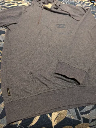 Sudadera Billabong tipo hoodie