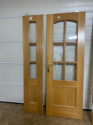 Puerta madera con cristal