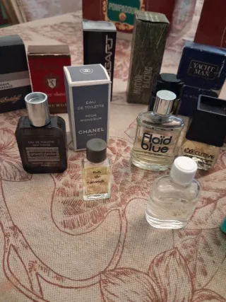 27 Miniaturas Colonia Caballero  (Caja 3)