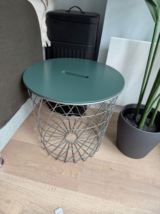 Mesa auxiliar KVISTBRO verde 44 cm