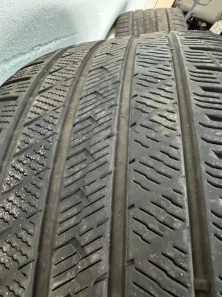 Neumático Vredestein 265/40 R21 105Y M+S