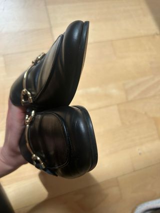 Mocasines piel Mango Talla 37 Negros