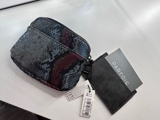 Monedero Parfois estampado piel serpiente