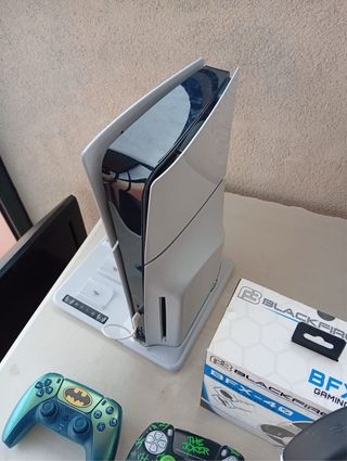 PlayStation 5 1TB con garanzia + accessori