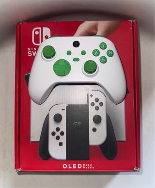 Nintendo Switch OLED Bianca e Nera