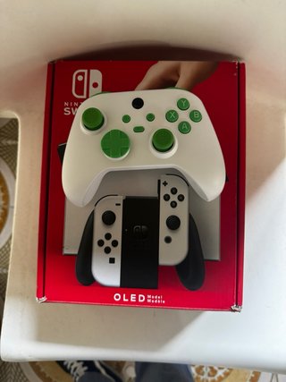 Nintendo Switch OLED IMPECABLE + Mando Extra