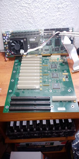 Placa Servidor BLACK PLANE P4 2.4GHZ ISA PCI SCSI