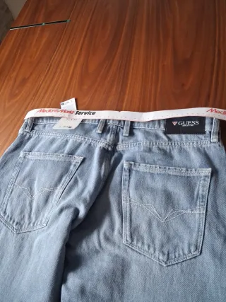 Pantalón Guess Talla 32 Nuevo