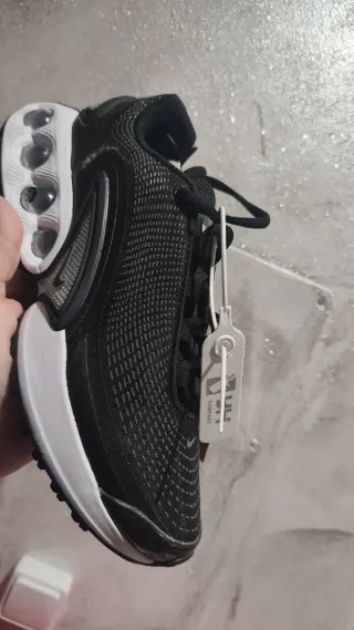 Nike Zapatillas Negras y Grises