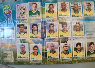 Álbum Panini Mundial Francia 98 (542/561)