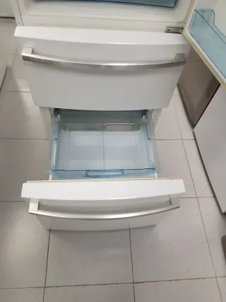 Nevera haier con dos cajones 190,cm Nofrost