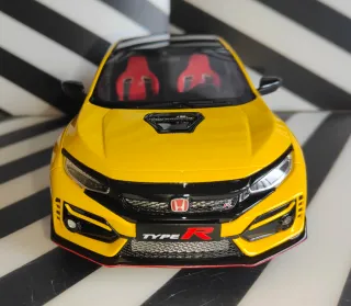 Honda Civic TypeR FK8 - 1:18 OttoMobile