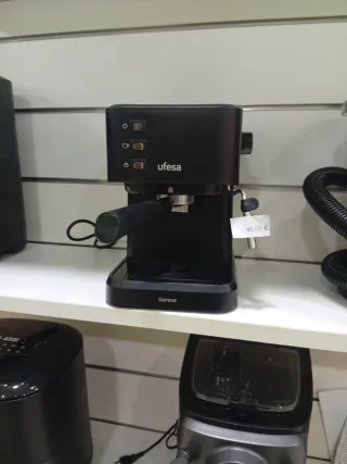 Cafetera Espresso Ufesa Varese 20 Bar