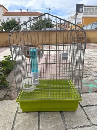 Jaula para pájaros pequeña